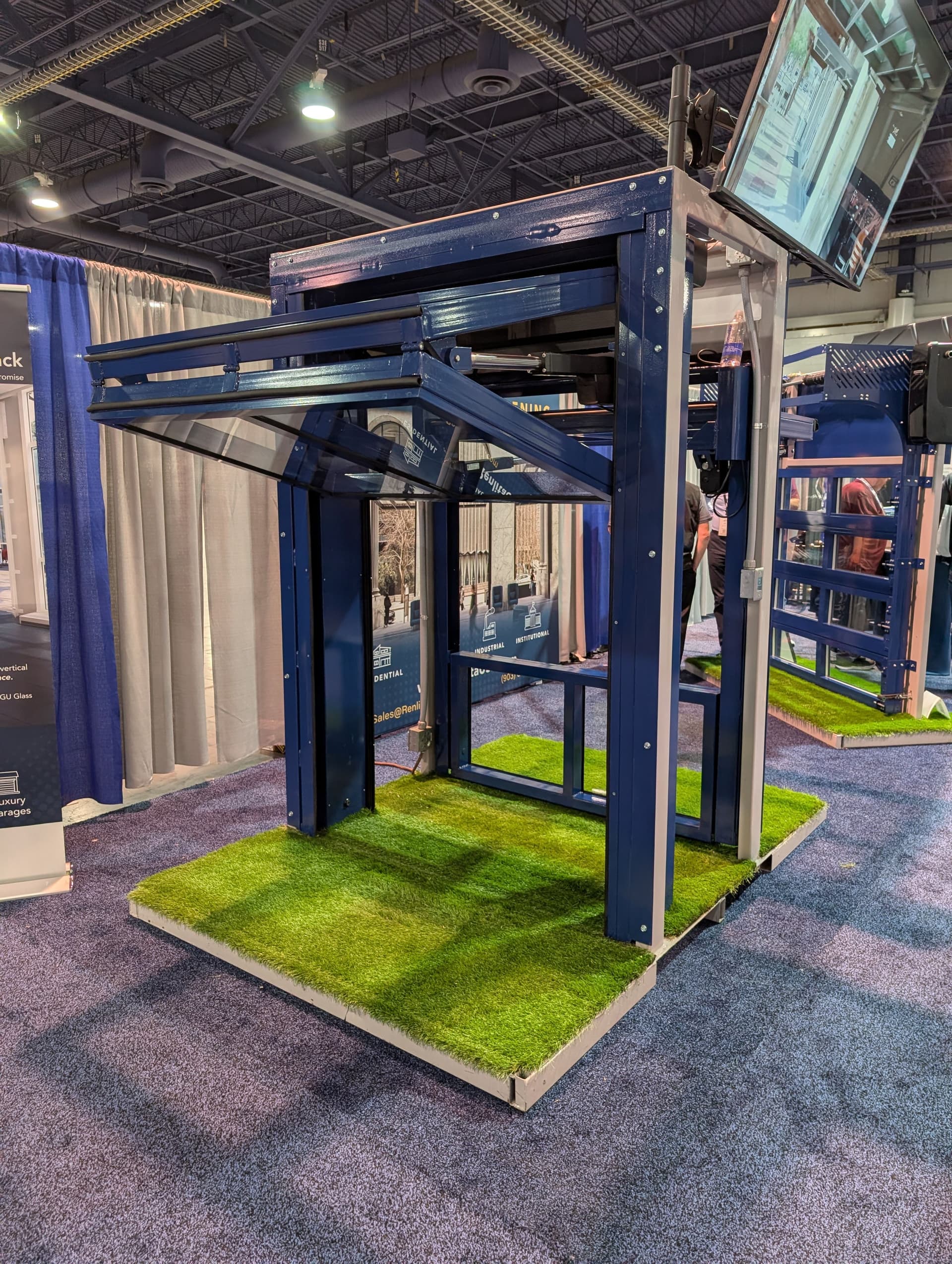 Gallery photos for Grand Entry at the International Door Expo in Las Vegas: Image #4